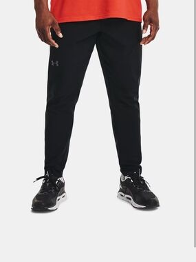 Under Armour Men's Black Jogger Sweatpants